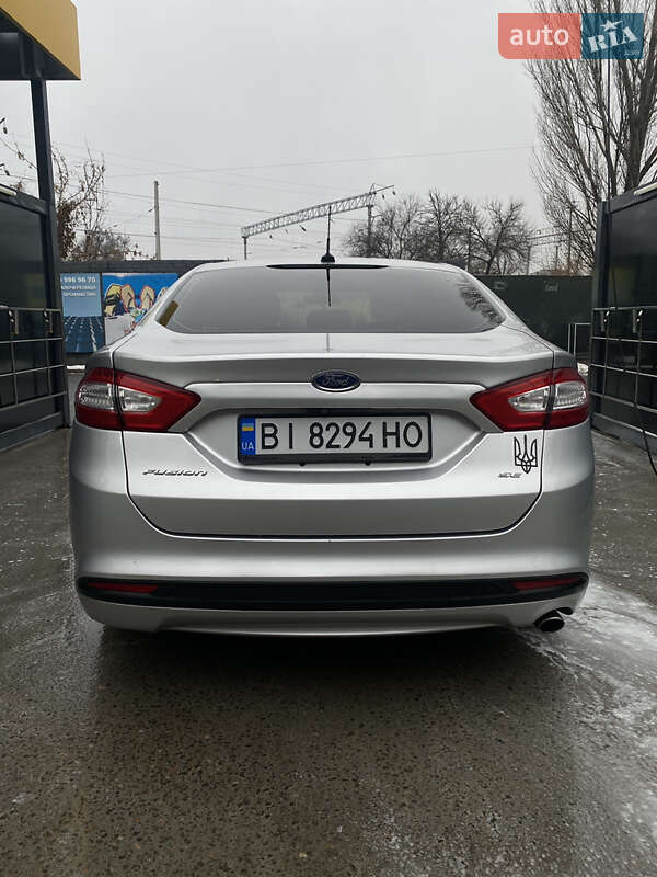 Седан Ford Fusion 2016 в Кременчуге