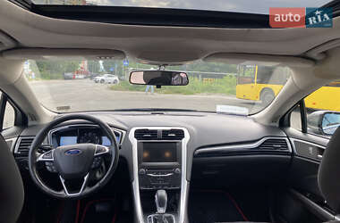 Седан Ford Fusion 2014 в 