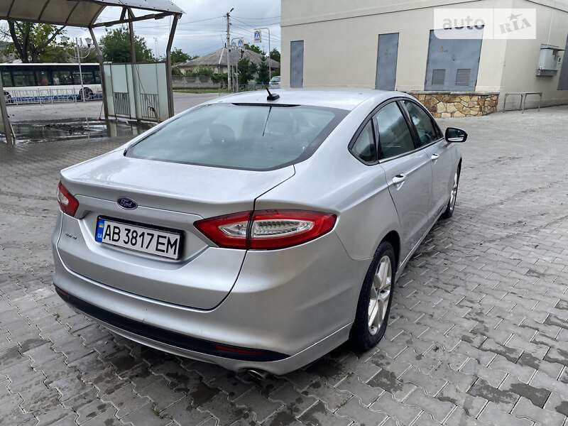 Седан Ford Fusion 2013 в Могилів-Подільському