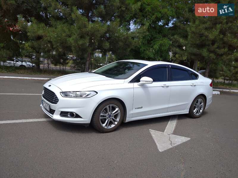 Седан Ford Fusion 2014 в Одесі