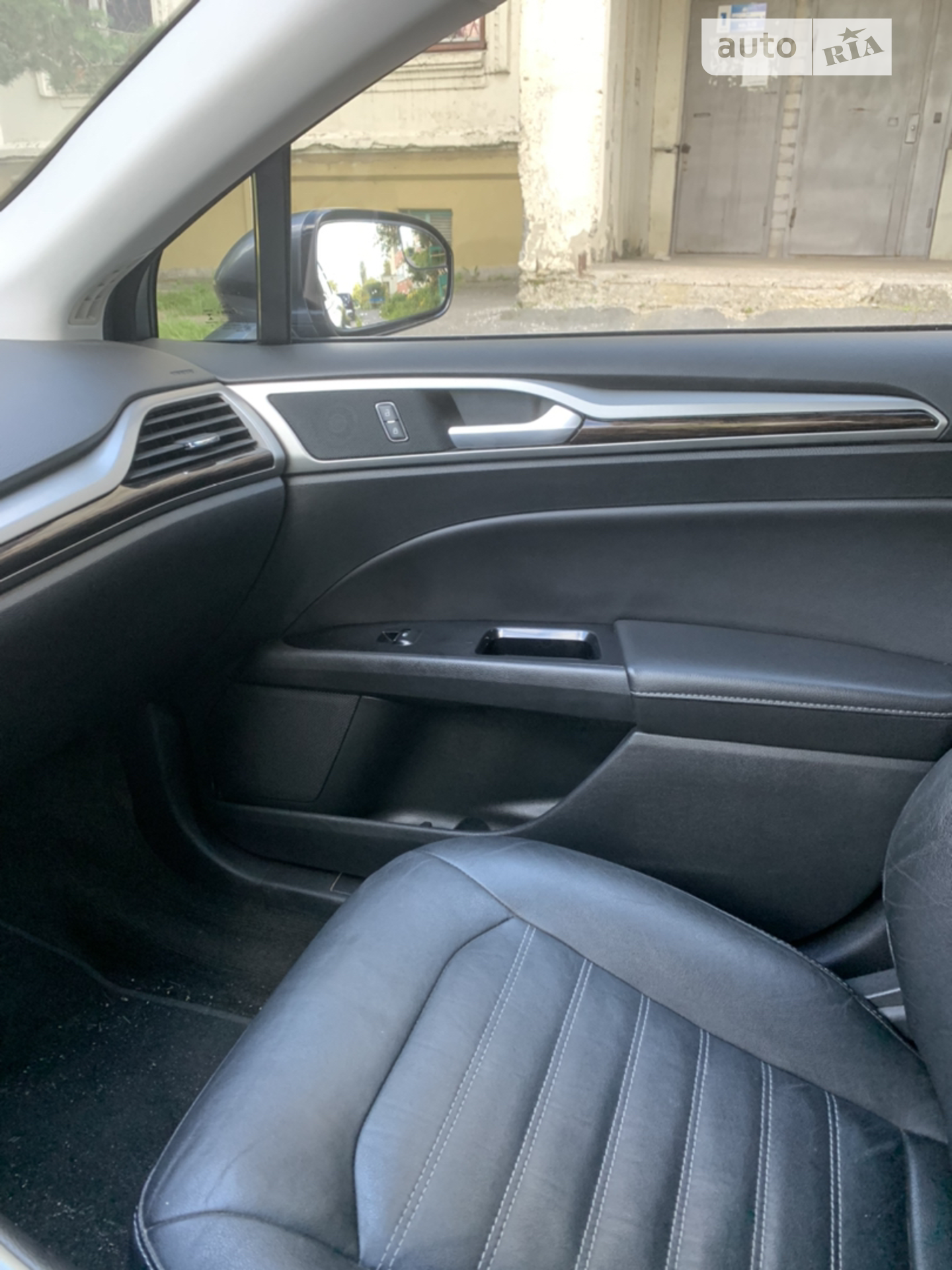 2014 Ford Fusion - мініатюра 23