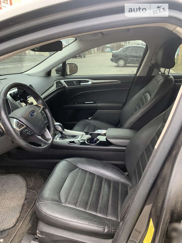 Седан Ford Fusion 2014 в Перещепине