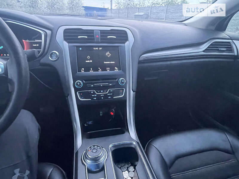 Седан Ford Fusion 2016 в Білій Церкві