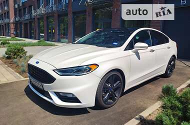 Седан Ford Fusion 2016 в Киеве