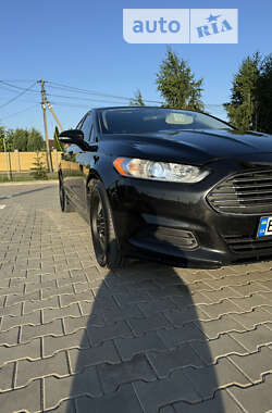 Седан Ford Fusion 2014 в Луцьку