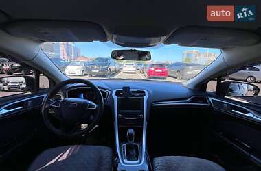 Седан Ford Fusion 2014 в Одесі