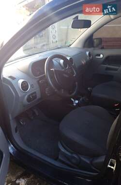 Хэтчбек Ford Fusion 2002 в Горохове
