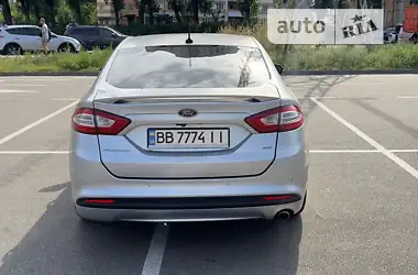 Ford Fusion 2016