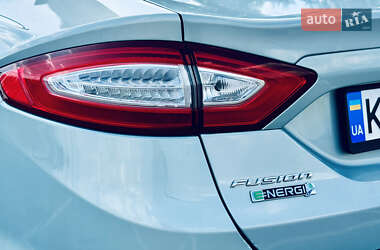 Седан Ford Fusion 2014 в Киеве