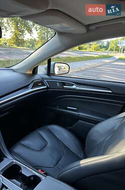 Седан Ford Fusion 2019 в Ровно