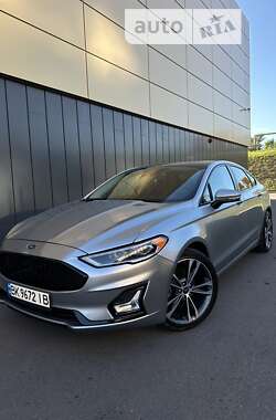 Седан Ford Fusion 2019 в Рівному