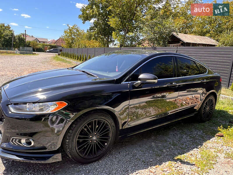 Седан Ford Fusion 2014 в 
