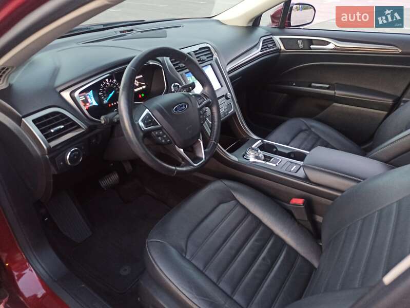 Седан Ford Fusion 2017 в Кропивницком