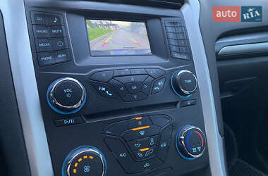 Седан Ford Fusion 2014 в 