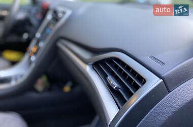 Седан Ford Fusion 2014 в 