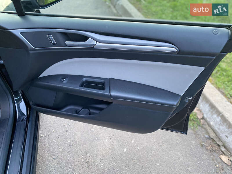 Седан Ford Fusion 2014 в Хмельницком