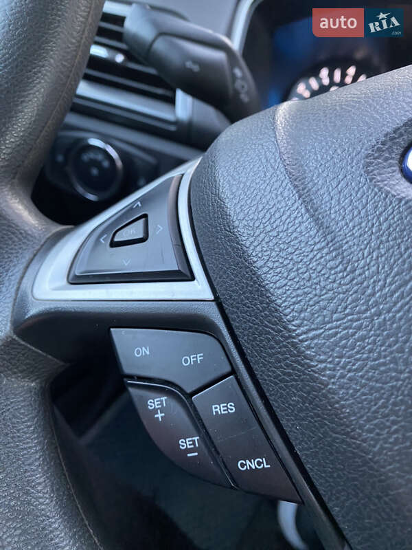 Седан Ford Fusion 2014 в Хмельницком