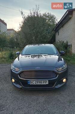 Седан Ford Fusion 2014 в 