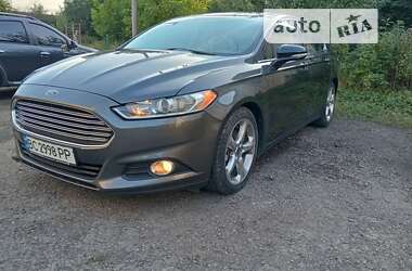 Седан Ford Fusion 2014 в Стрые