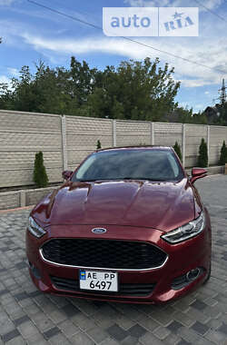 Седан Ford Fusion 2013 в Павлограді