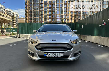 Седан Ford Fusion 2015 в Києві