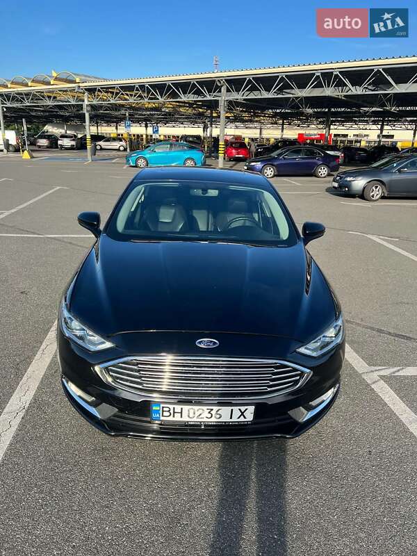 Седан Ford Fusion 2016 в Одесі
