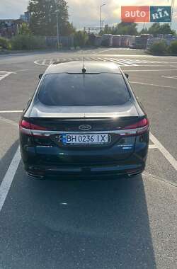 Седан Ford Fusion 2016 в Одессе