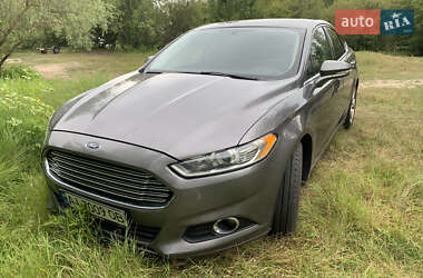 Седан Ford Fusion 2013 в 