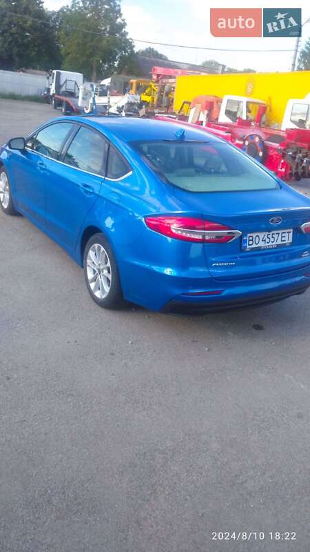 Седан Ford Fusion 2020 в Тернополе