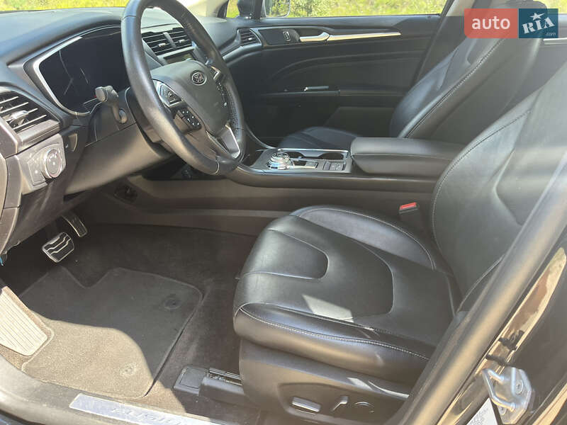 Седан Ford Fusion 2018 в Киеве