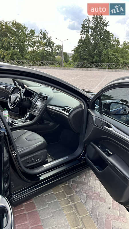 Седан Ford Fusion 2016 в Харкові