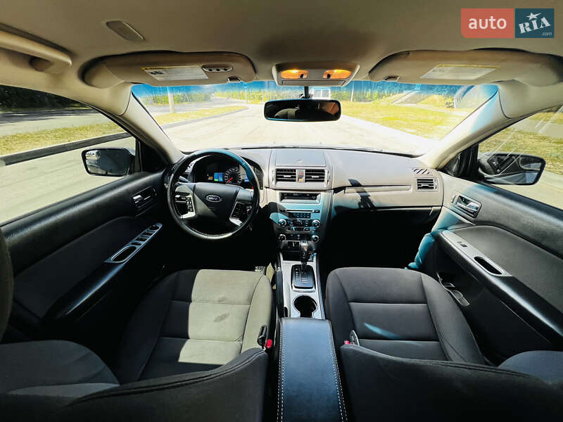 Седан Ford Fusion 2012 в Кропивницком