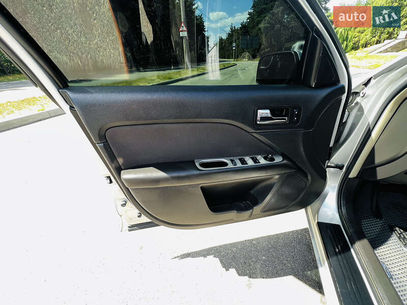 Седан Ford Fusion 2012 в Кропивницком