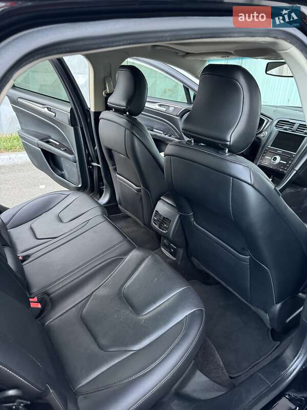 Седан Ford Fusion 2016 в Києві