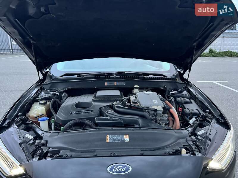 Седан Ford Fusion 2016 в Києві