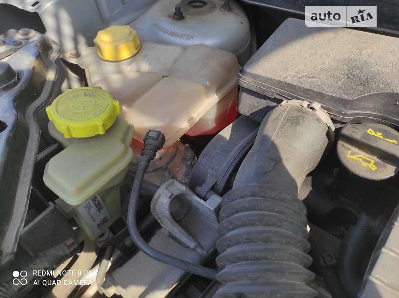 Хэтчбек Ford Fusion 2005 в Стрые