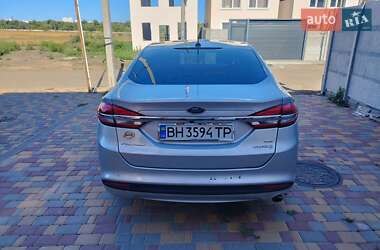 Седан Ford Fusion 2018 в 