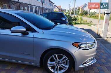 Седан Ford Fusion 2018 в 
