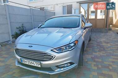 Седан Ford Fusion 2018 в 
