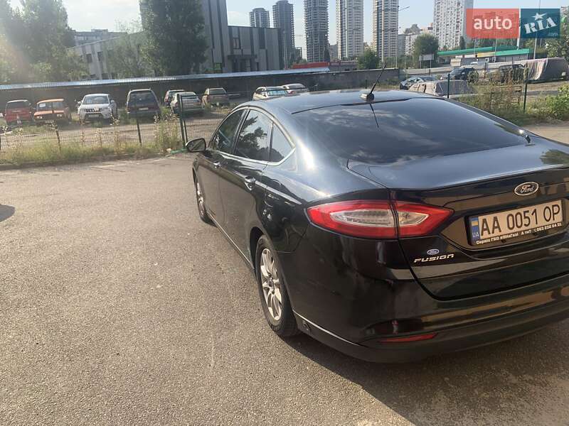 Седан Ford Fusion 2016 в Киеве фото 7 Седан Ford Fusion 2016 в Киеве