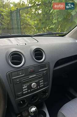 Хэтчбек Ford Fusion 2010 в Киеве