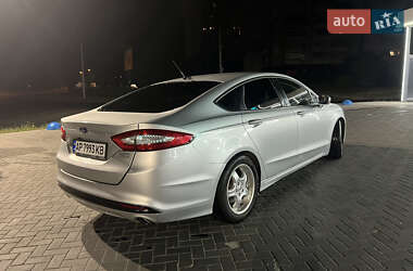 Седан Ford Fusion 2012 в 