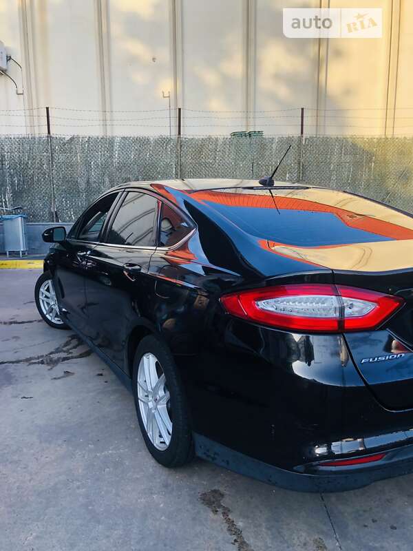 Ford Fusion 2013