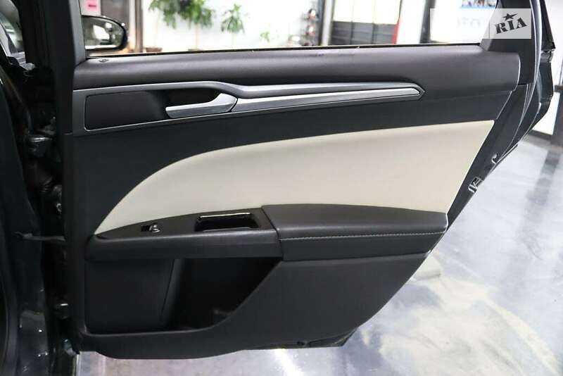 Седан Ford Fusion 2017 в Львові фото 11 Седан Ford Fusion 2017 в Львові