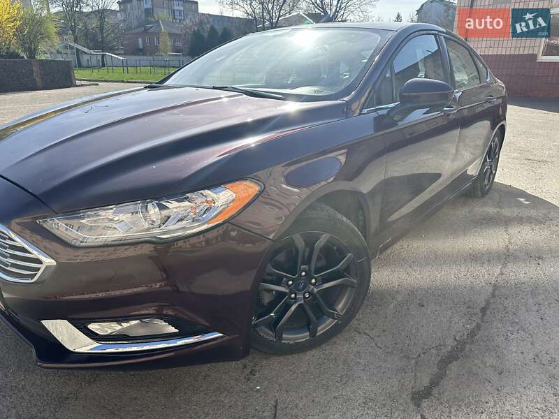 Седан Ford Fusion 2018 в Рівному