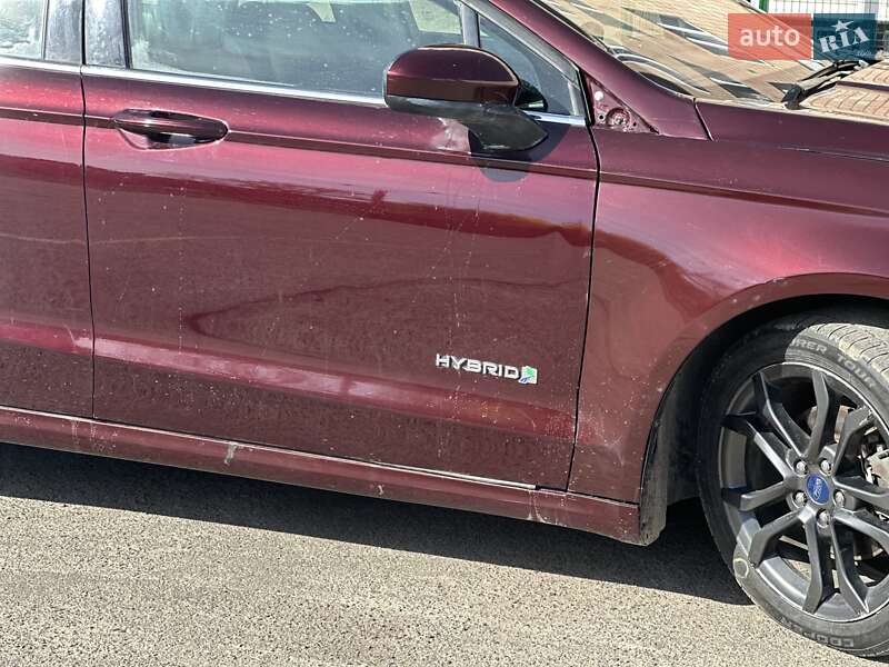 Седан Ford Fusion 2018 в Рівному