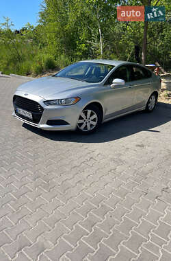 Седан Ford Fusion 2014 в Львове