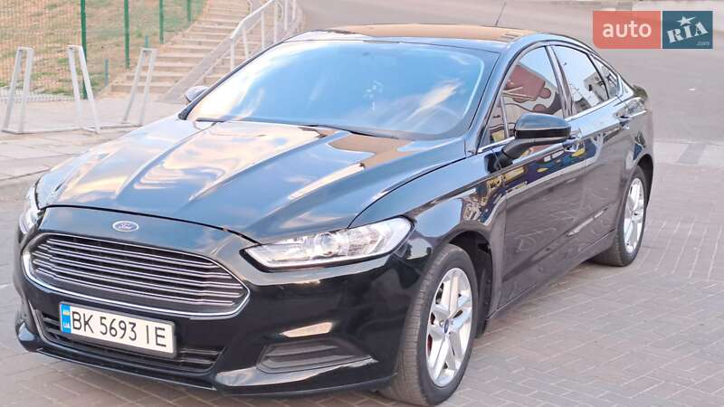 Седан Ford Fusion 2016 в Луцке
