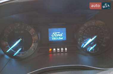 Седан Ford Fusion 2016 в 