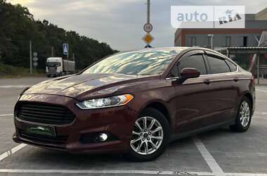 Седан Ford Fusion 2016 в Києві